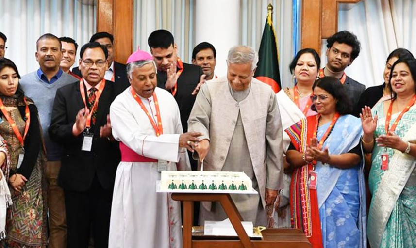 খ্রিষ্টান সম্প্রদায়সহ সকলকে দেশের উন্নয়নে এগিয়ে আসার উদাত্ত আহ্বান প্রধান উপদেষ্টার